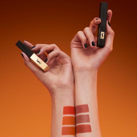 Rouge Pur Couture The Slim Velvet Radical